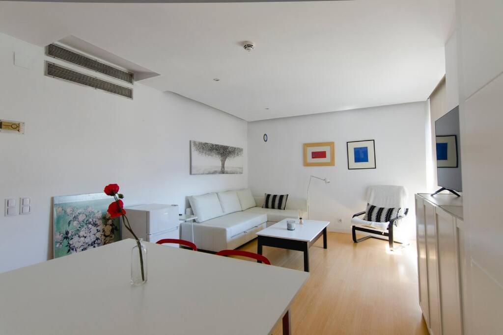 Apartament Beautiful Flat A Stone'S Throw From The Retiro-Vill Madryt Zewnętrze zdjęcie